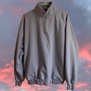 BrandMelville Sweatshirt
